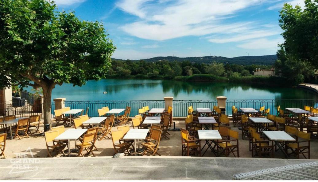 4 Personnes Golf International Pont Royal * Mallemort
